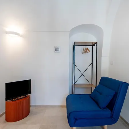 Guesthost - Trulli Itria
